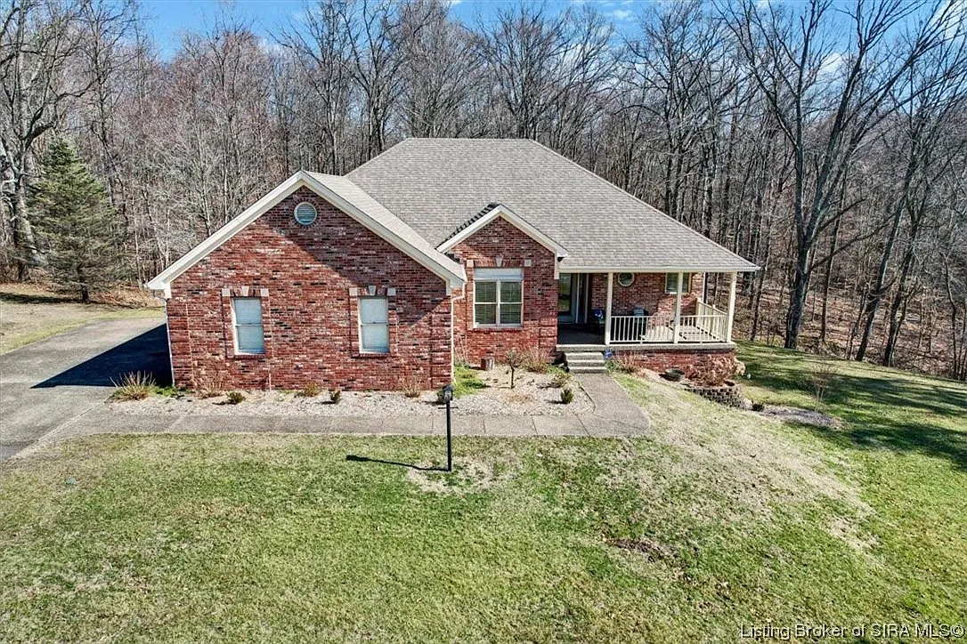 5016 Bent Creek Drive photo 1