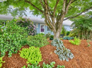 196 Hayden Bridge Way, Springfield, OR 97477