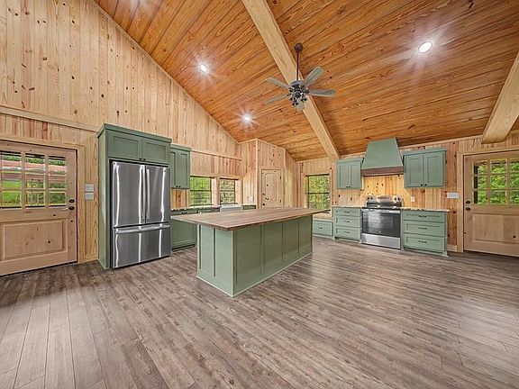 2nd image of 445 Rana Brian Rd