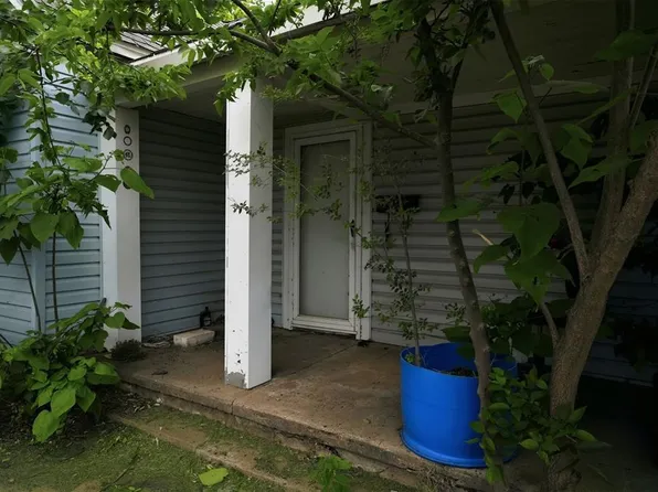 614 W 5th St, Elk City, OK 73644