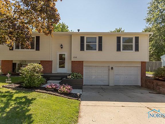 3rd image of 135 Southwood Dr
