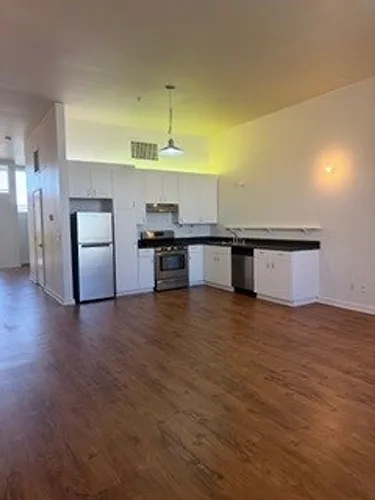 260 W Birch St Photo 1