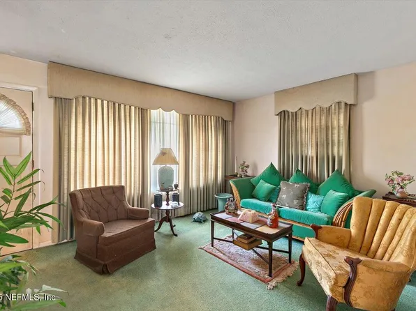 6765 GASPAR Circle E, Jacksonville, FL 32219