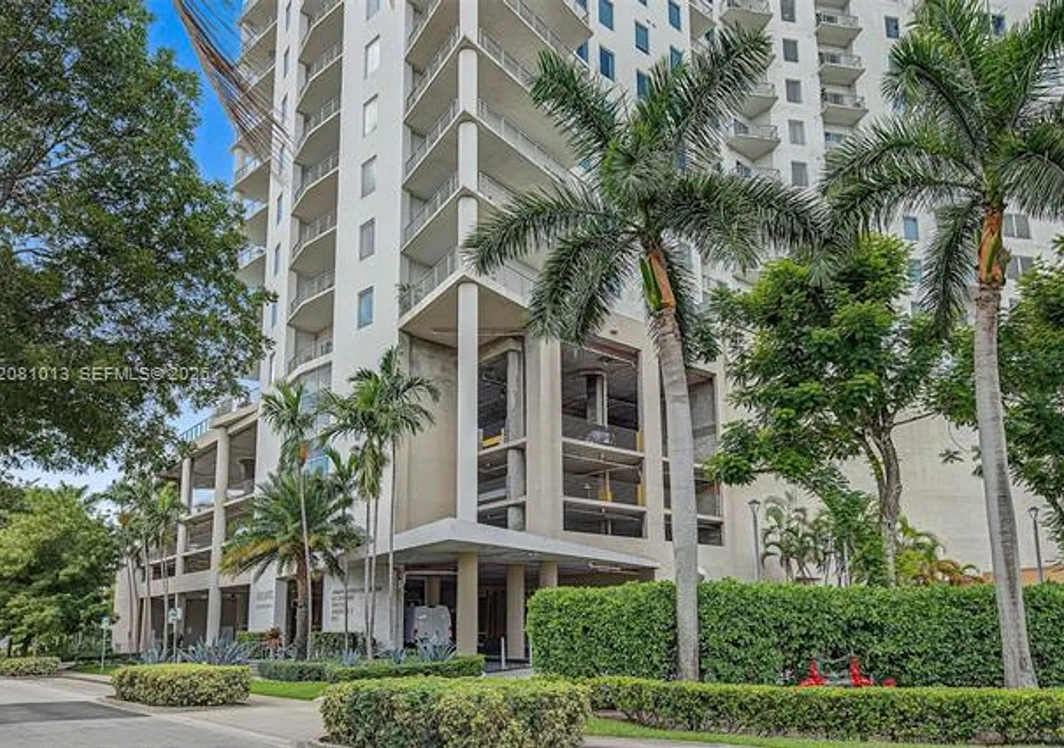 10 SW South River Dr cu-1106, Miami, FL 33130 — Photo 2