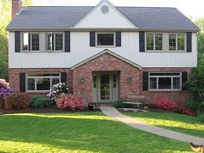 107 Spruce Dr photo 1