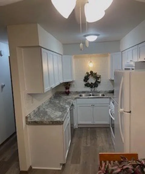 6830 W Kathleen Ct — Photo 2