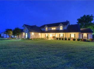 509 W Creekbend Cv, Hutto, TX 78634
