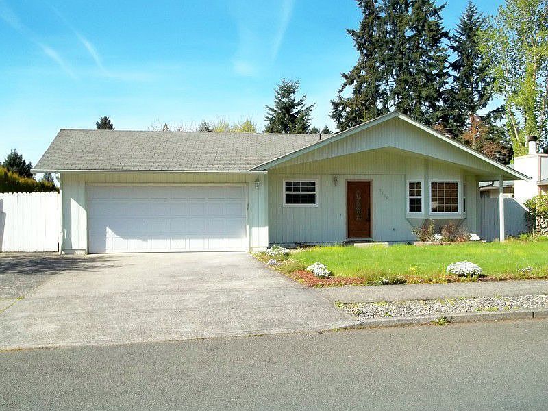 1st image of 9808 NE 63rd St