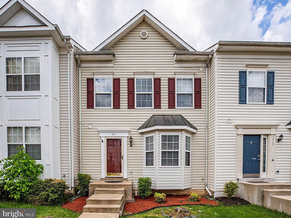 1st image of 411 Park Cove Dr