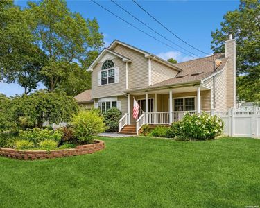 35 Williams Avenue, Holtsville, NY, 11742