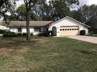 8073 Spanish Oak Dr, Spring Hill, FL 34606