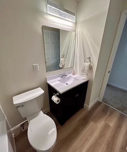 122 Hillwood Ct — Photo 9