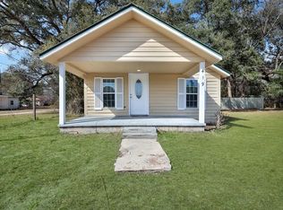 419 E Jl Tyre St, Screven, GA 31560