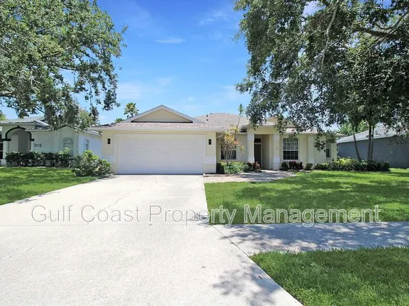 4815 77th St E, Bradenton, FL 34203