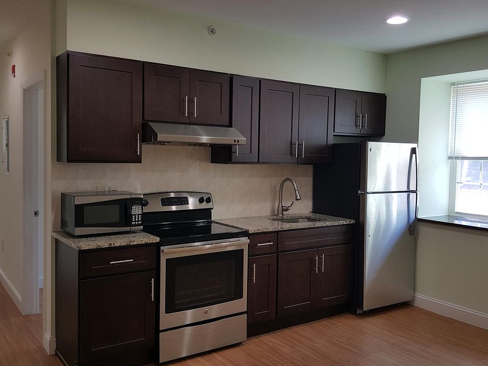 1st image of 318 N 40th St #2F