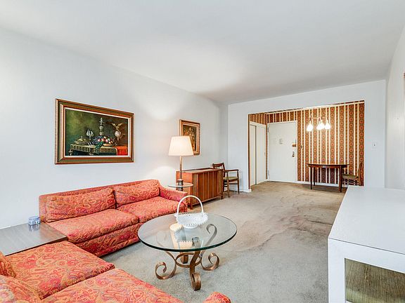 2nd image of 3327 91st St APT 6A
