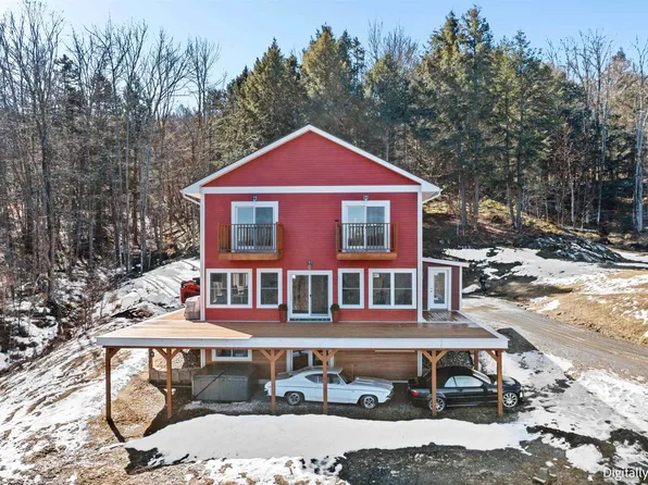 104 Thelmas Way, Berlin, VT 05602