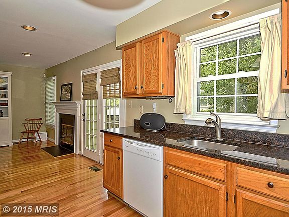 4th image of 8631 Fountain Valley Dr