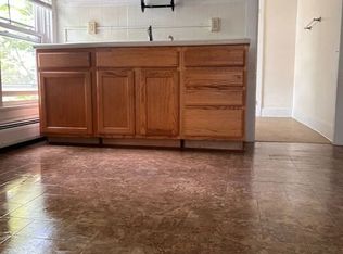 55 S Main St APT 4, Brattleboro, VT 05301