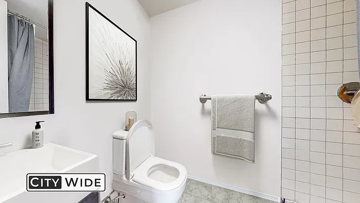 Rented by City Wide Apartments | media 9