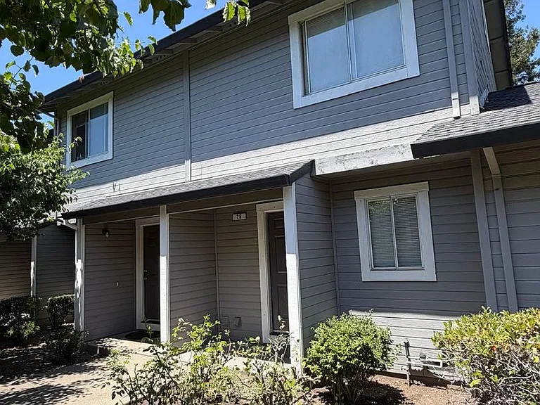 Westbrook Townhomes — Photo 26