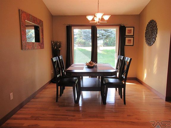 4th image of 5509 S Tierney Pl