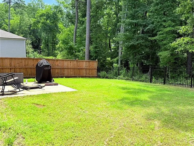 987 Evergreen Rd — Photo 12