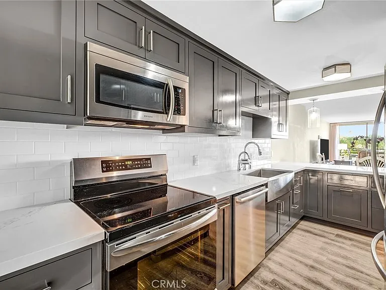 4337 Marina City Dr #141 — Photo 7