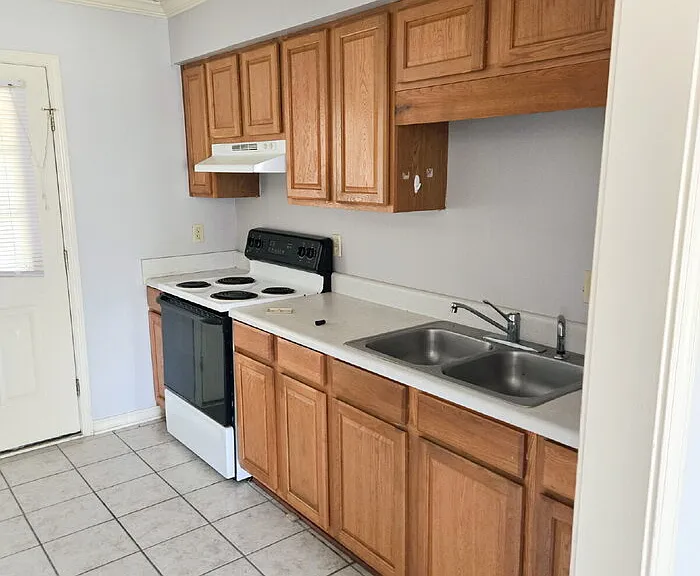1030 Sable Dr #B — Photo 8