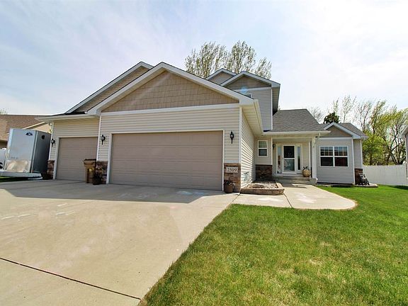 4th image of 2509 Heritage Dr