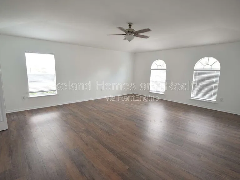 5123 Spanish Oaks Dr — Photo 24