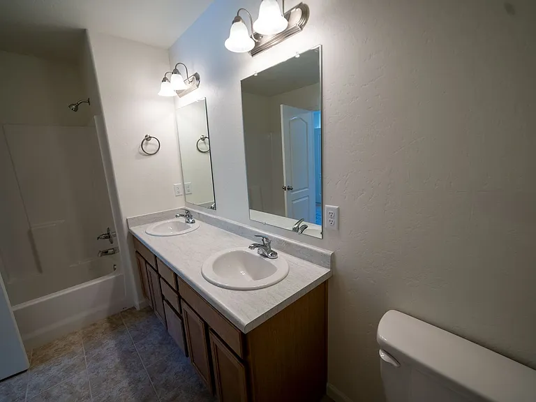 612 Mesa Canyon Ln #8 — Photo 10