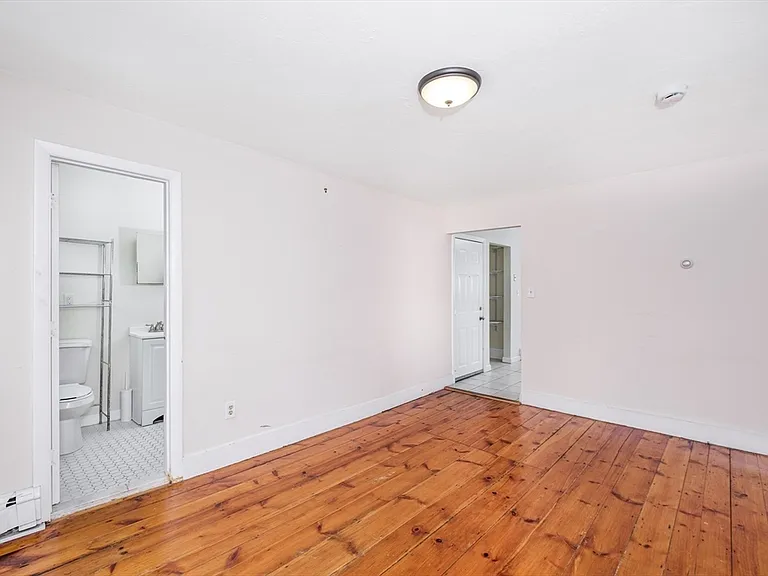 12 Kilby St #2L — Photo 10