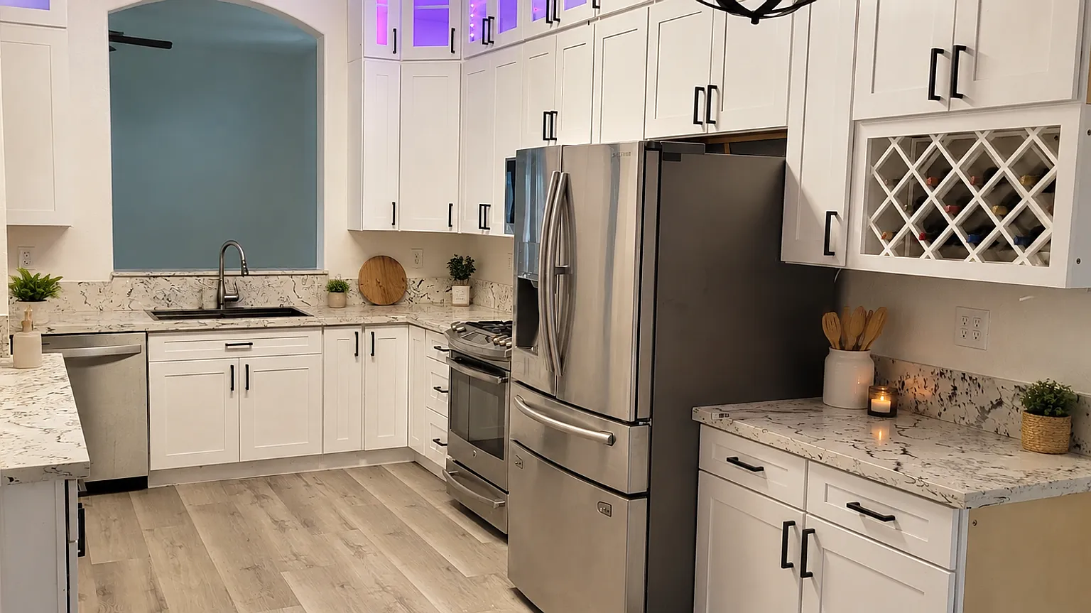 Your Next Home in One of Roseville's Most Desired Neighborhoods! — Photo 2