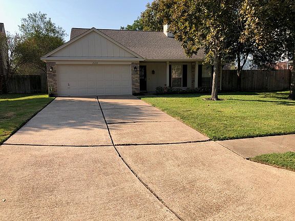 2nd image of 21235 Park Bluff Dr