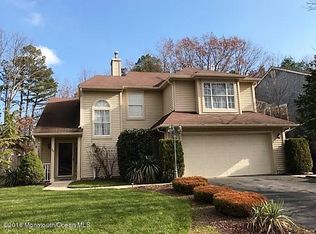 26 Spruce Hollow Dr, Howell, NJ 07731