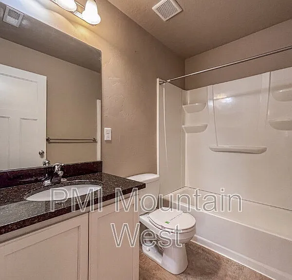 420 N Main St #29 — Photo 21