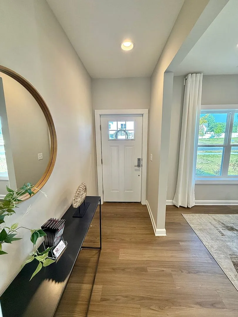3 BR/2.5BA | Newly Renovated Single Family Home | 2-Car Garage Parking | — Photo 2