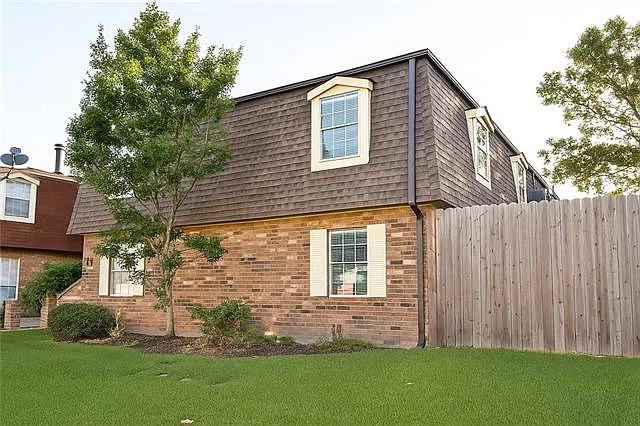 19 Houmas Pl #C — Photo 2