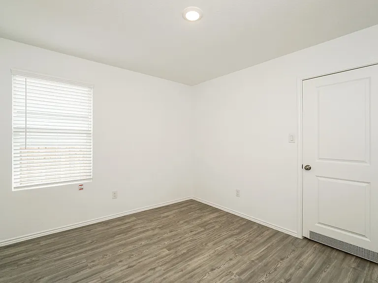 5790 Companion Loop — Photo 11