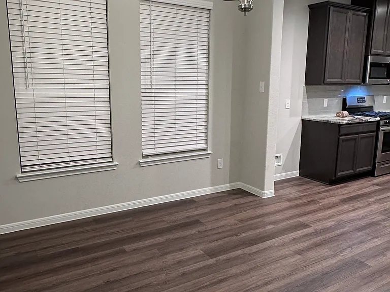 460 Long Beach Bay Dr — Photo 3