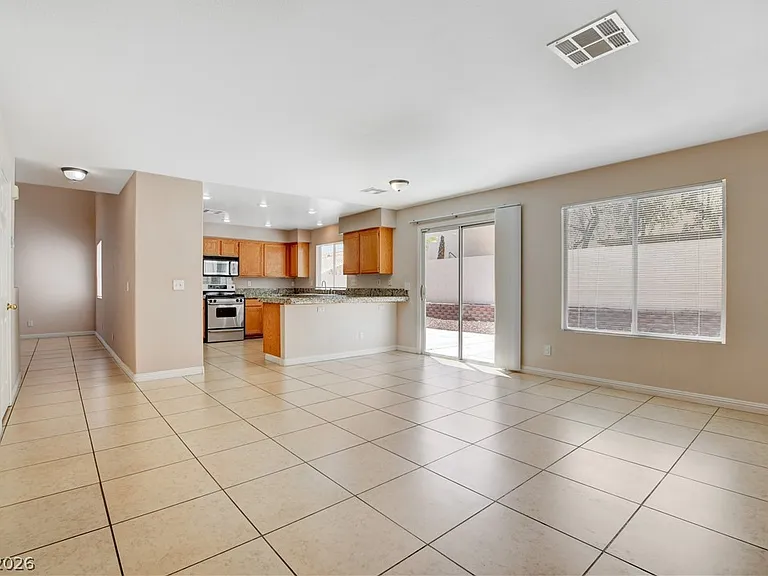 9317 Mountain Cliffs Ave — Photo 11