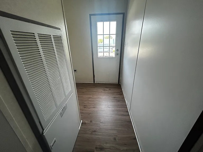 206 Ruby St — Photo 11
