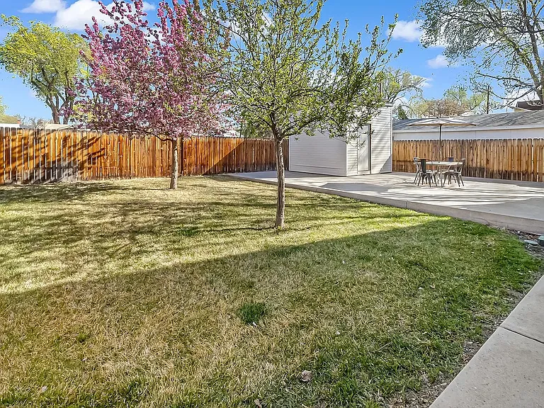 1420 Pinyon Ave — Photo 25