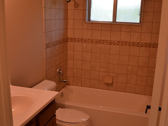 Upstairs Hall Bath