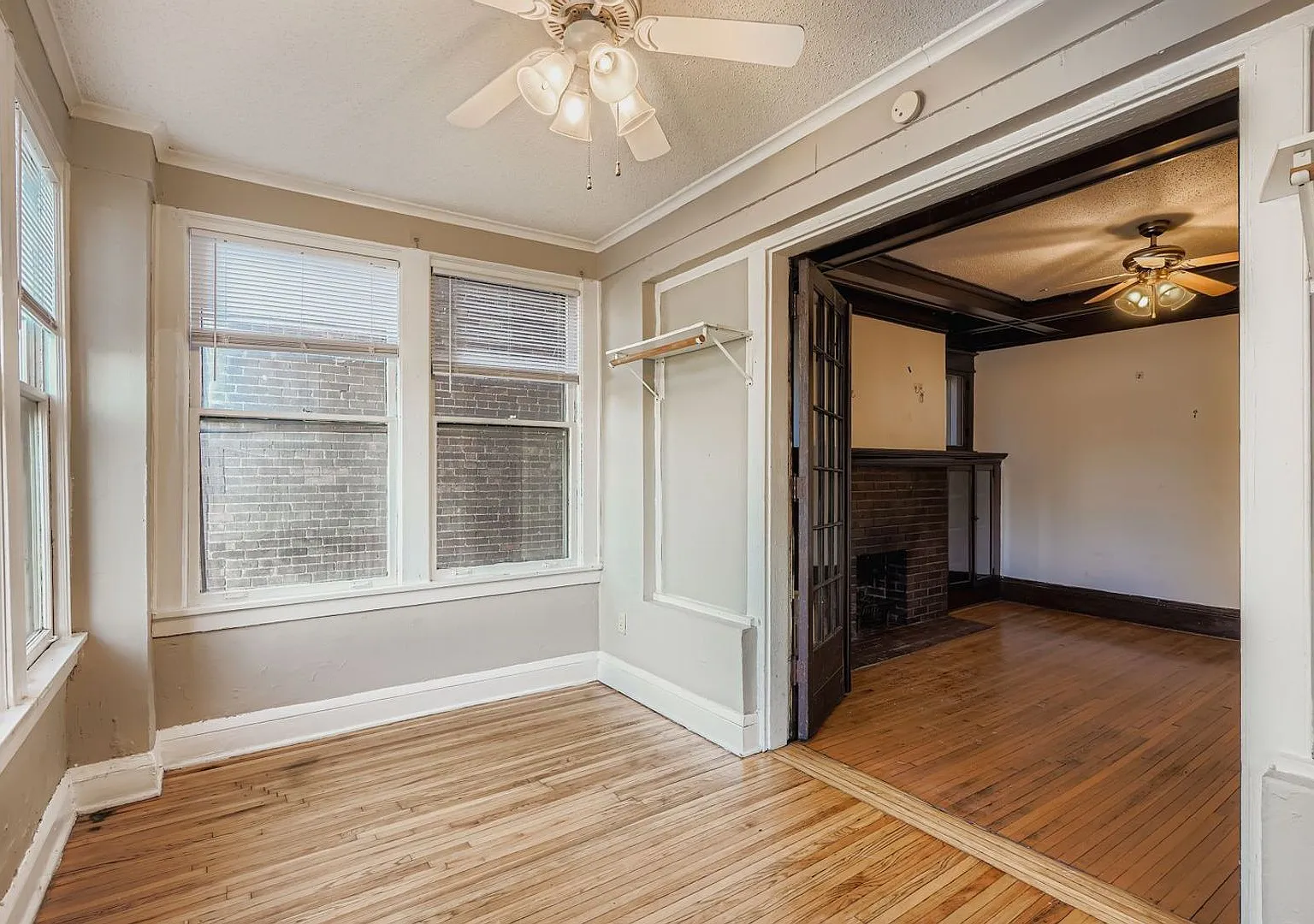 250 Marshall Ave — Photo 4