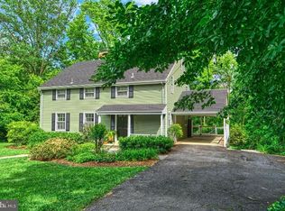 1629 Courtland Rd, Alexandria, VA 22306