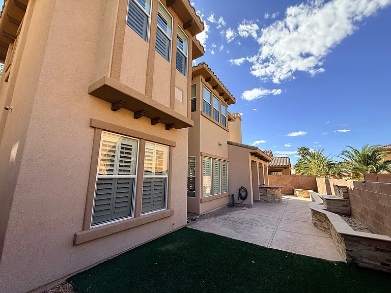 464 Via Palermo Dr — Photo 14