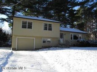118 Roselyn Dr, Pittsfield, MA 01201