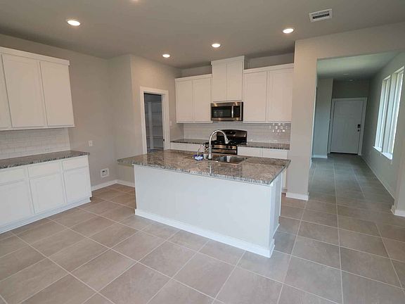 Mckinney Plan 2806 Bluebonnet Ridge Drive Kitchen